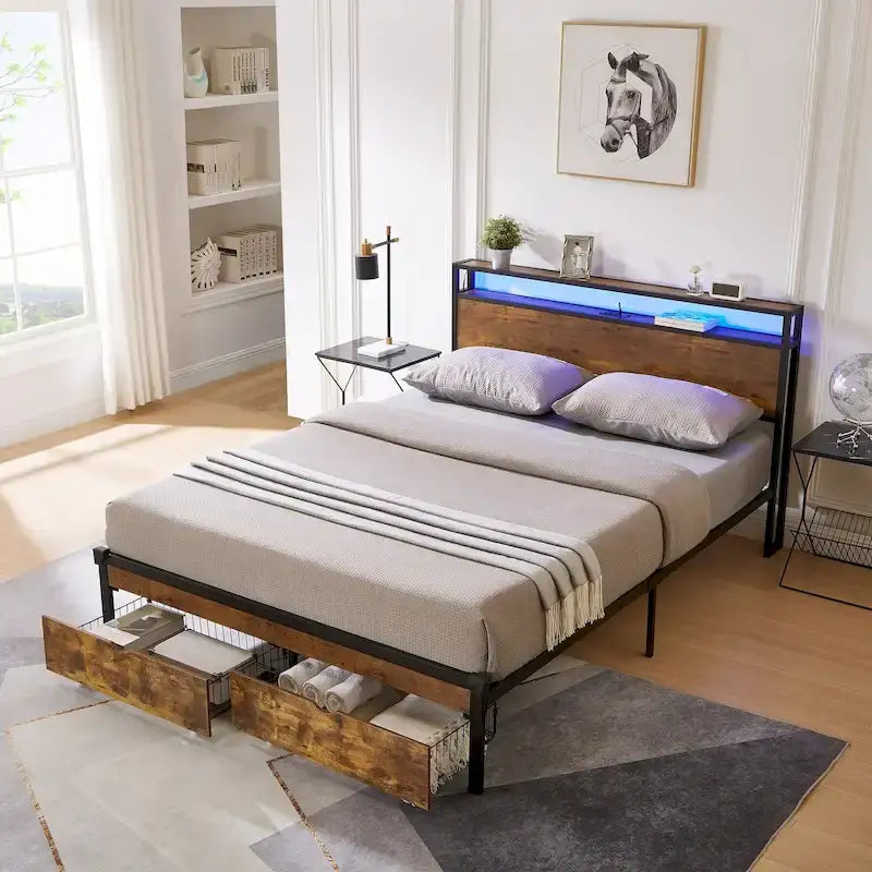 Lit plateforme en métal avec lumières LED, tête de lit en bois et deux tiroirs