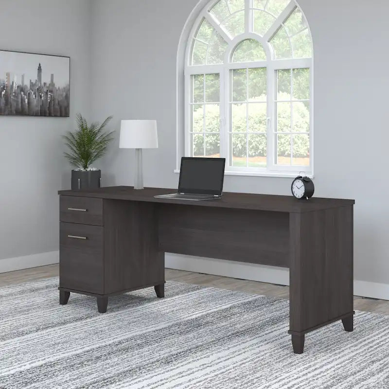 Bureau avec tiroirs de rangement